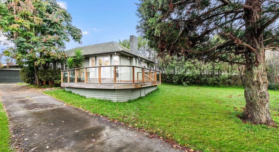  at 37 Kervil Avenue, Te Atatu Peninsula, Auckland