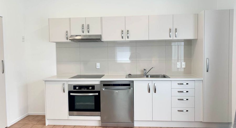  at 5/42 St Benedicts Street, Newton, Auckland City, Auckland