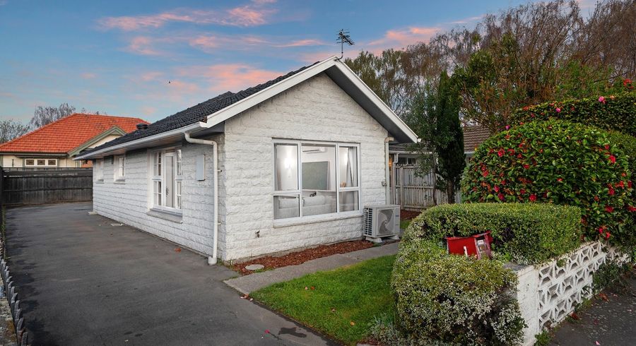  at 1/170 Waimairi Road, Ilam, Christchurch City, Canterbury