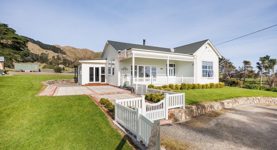  at 185 Albert Road, Tokomaru, Palmerston North