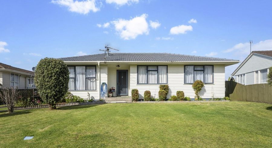  at 102 Chingford Close, Mangere, Auckland