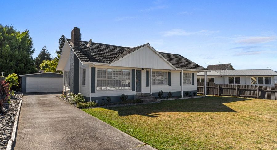  at 62 Fairview Street, Fairview Downs, Hamilton