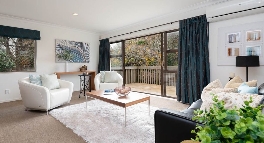  at 1/30 Galloway Crescent, Farm Cove, Auckland