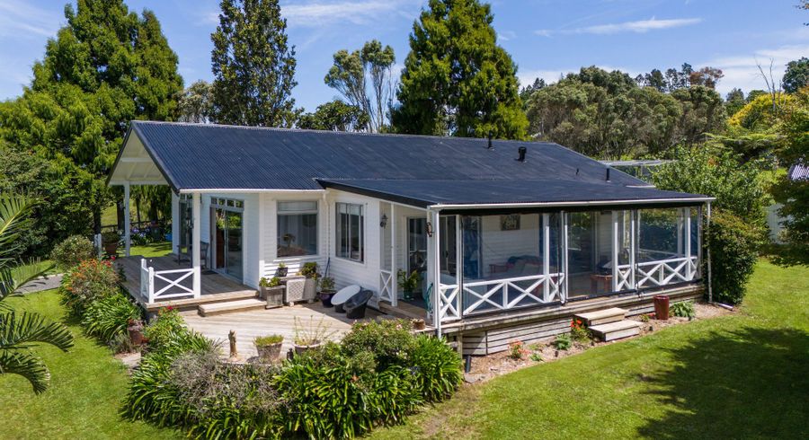  at 292 Lindemann Road, Tahawai