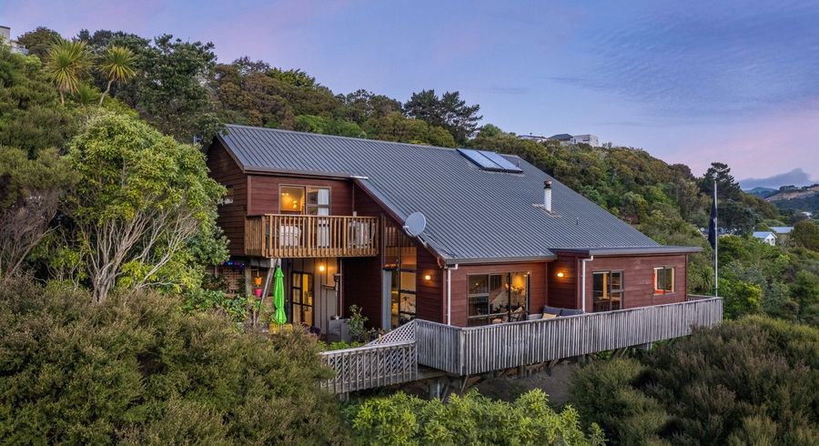  at 72 Leeward Drive, Whitby, Porirua