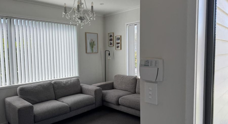  at 15 Somerby Mews, Silverstream, Upper Hutt, Wellington