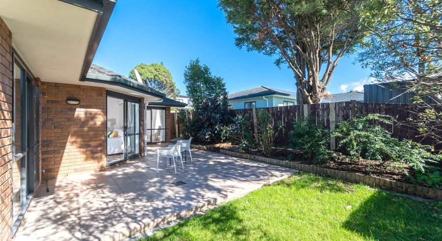  at 17 Copplestone Place, New Lynn, Auckland