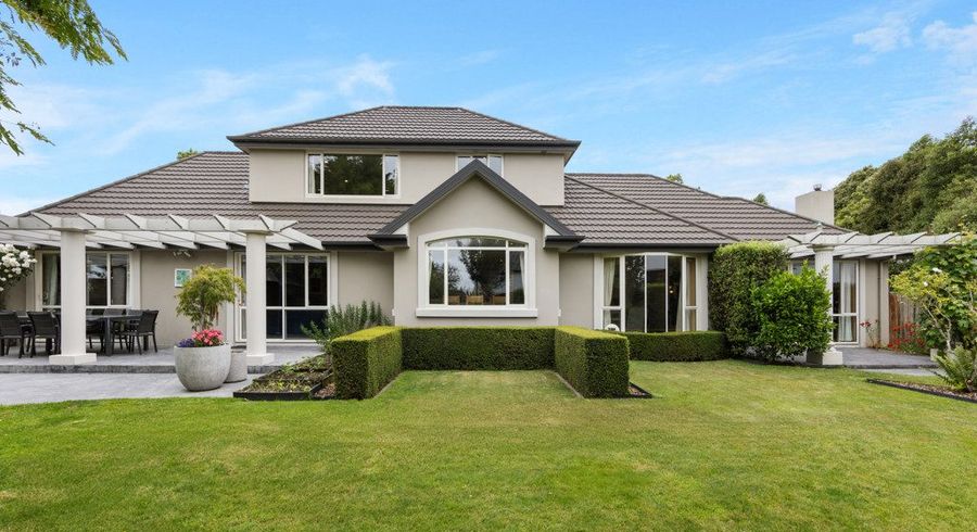  at 4 Boonwood Close, Westmorland, Christchurch