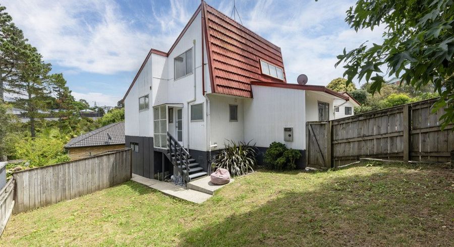  at 20 Bel Air Drive, Hillsborough, Auckland