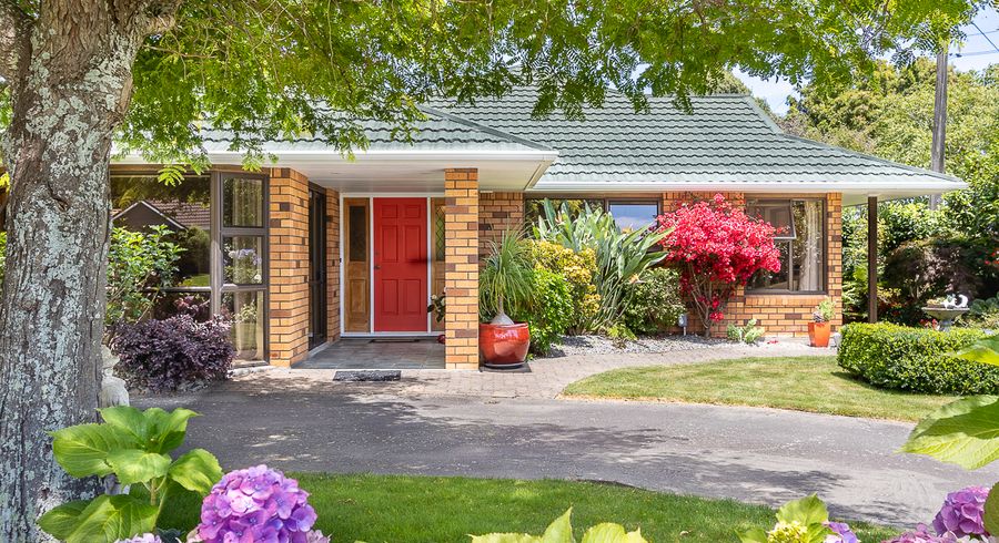  at 270 Te Moana Road, Waikanae