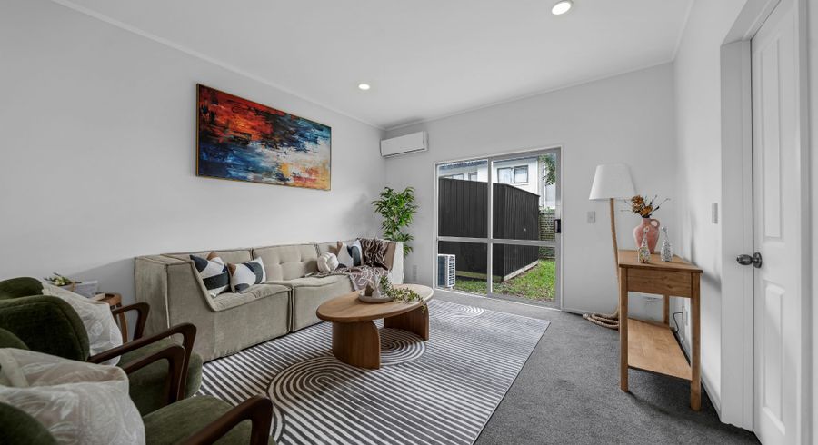  at 6 Vitex Lane, Henderson, Waitakere City, Auckland