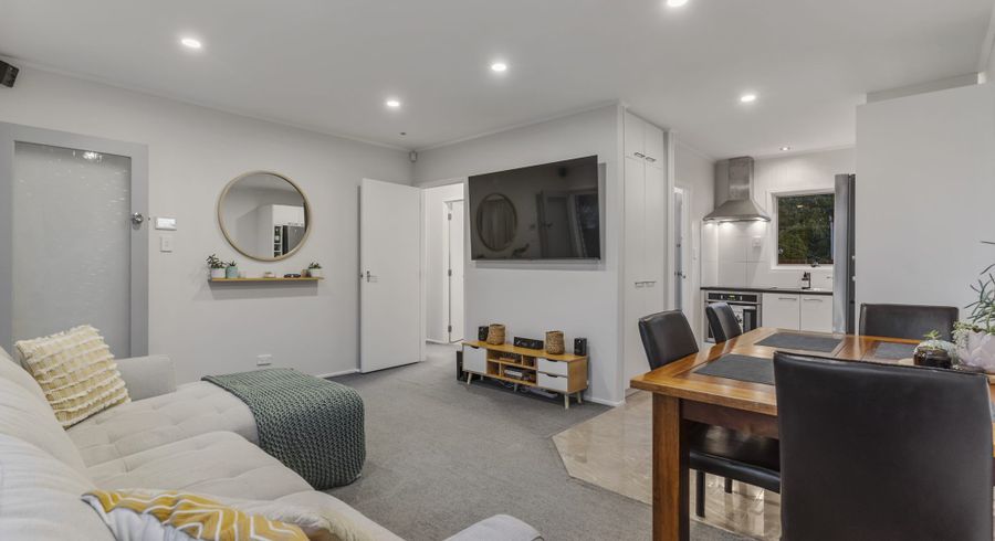  at 5/3 Koromiko Street, New Lynn, Auckland