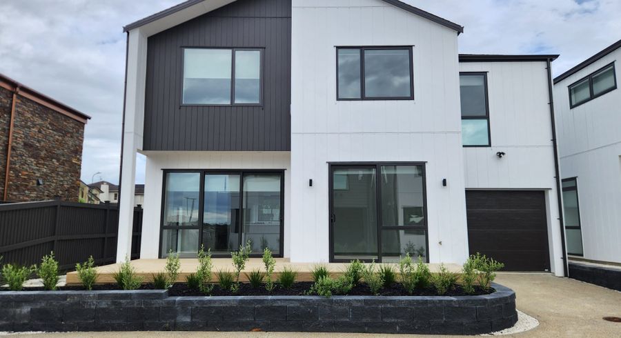  at 1,2,3,5 15 Matterhorn Crescent, Northpark, Manukau City, Auckland
