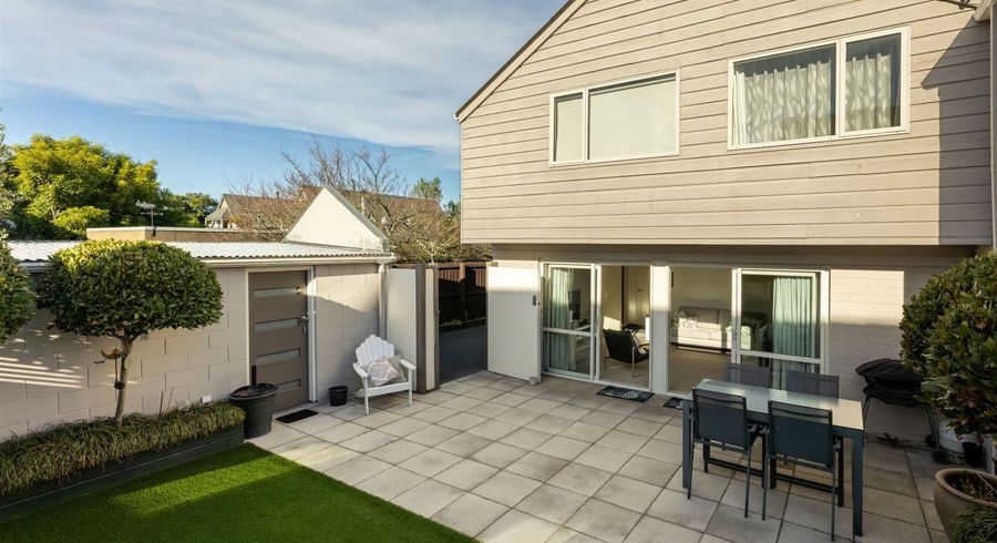  at 3/71 Office Road, Merivale, Christchurch