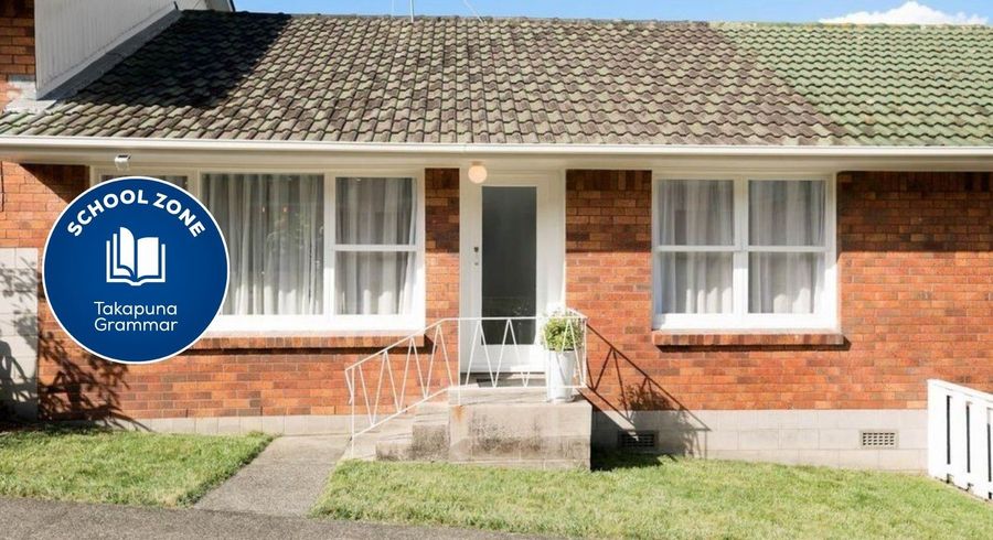  at 3/5 Roberts Avenue, Bayswater, North Shore City, Auckland