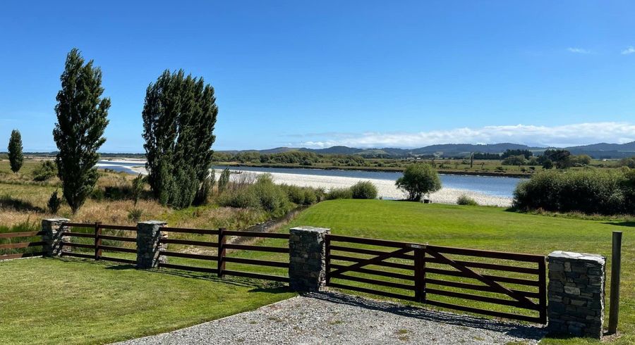  at 24 Sneyd Street, Tuatapere, Southland, Southland