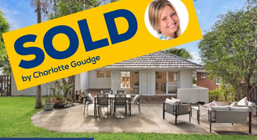  at 2/4 Corunna Road, Milford, Auckland