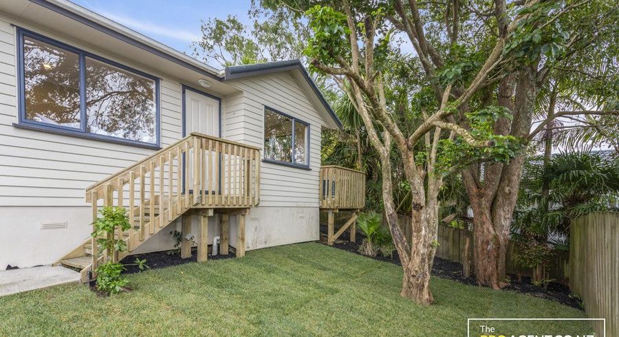  at 6A Aldern Road, Massey, Waitakere City, Auckland