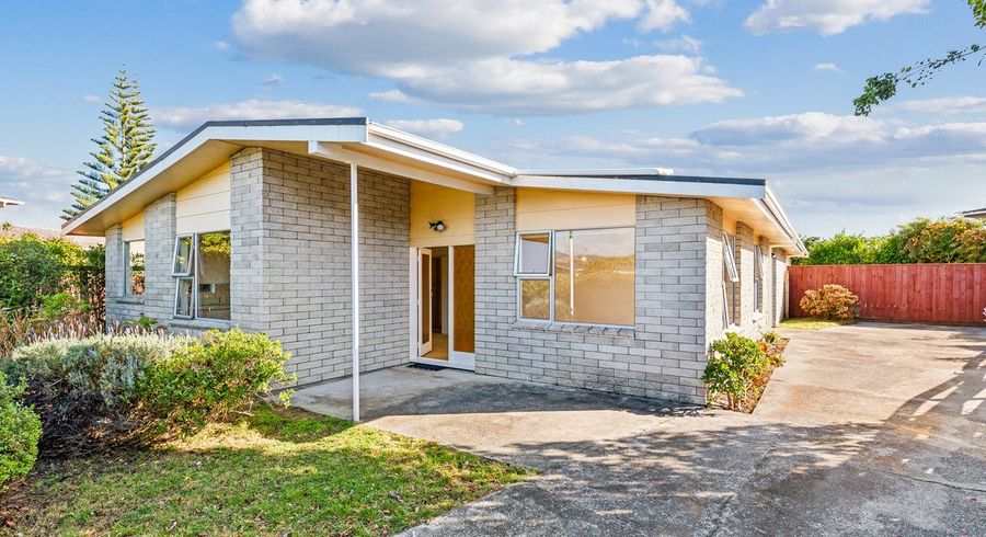  at 11A Kingswood Grove, Raumati Beach, Paraparaumu