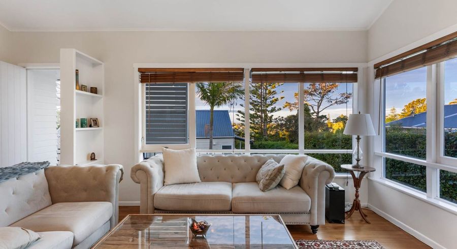  at 111 Carlisle Road, Torbay, North Shore City, Auckland