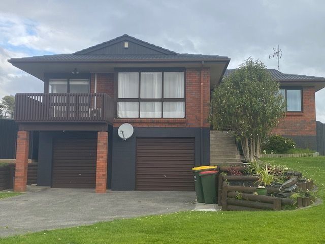  at 3 Elrita Place, Conifer Grove, Takanini