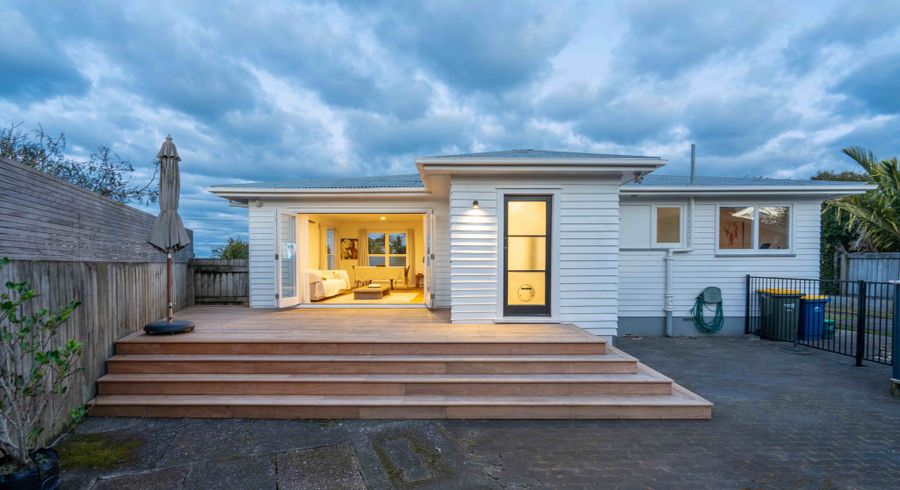  at 24 Tramway Road, Beach Haven, North Shore City, Auckland