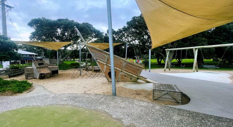  at Milford, North Shore City, Auckland