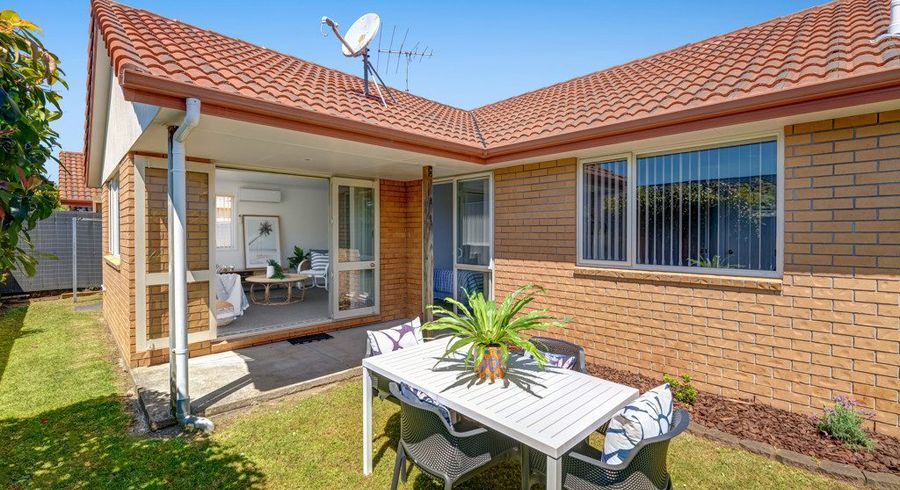 at 8/262 Centreway Road, Orewa, Orewa