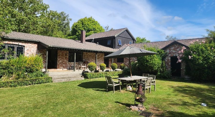  at 44 Golden Hills Road, Appleby, Richmond