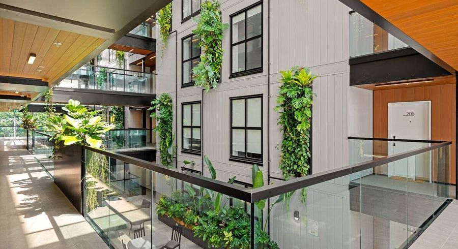  at 204/4 Bute Road, Browns Bay, North Shore City, Auckland