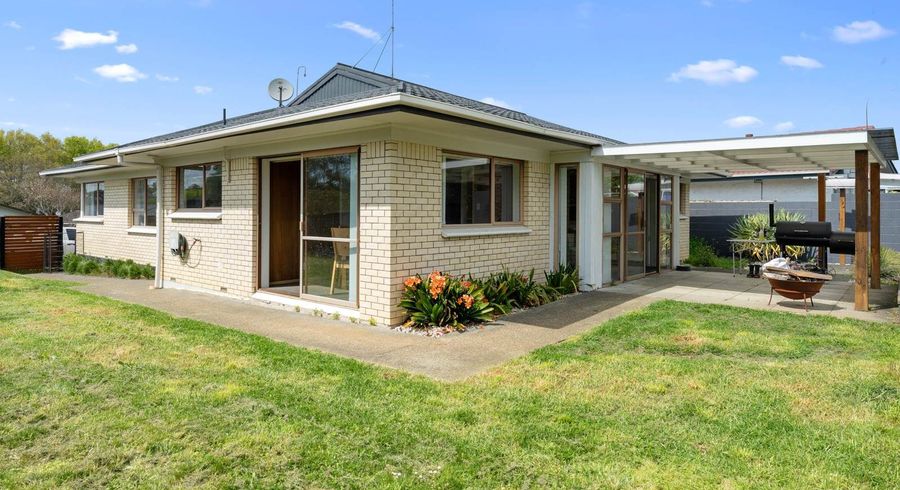  at 34 Meadway, Sunnyhills, Manukau City, Auckland