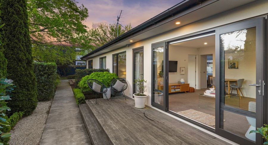  at 3/129 Aikmans Road, Merivale, Christchurch