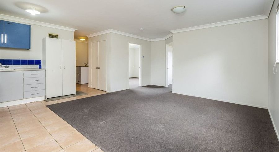  at 6a Rhine Place, Weymouth, Manukau City, Auckland