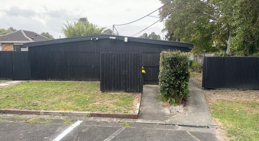  at 2/17 Glengarry Road, Glen Eden, Waitakere City, Auckland