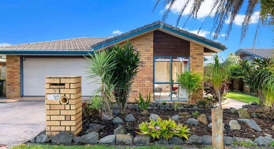  at 22 Adelphi Place, Albany, Auckland