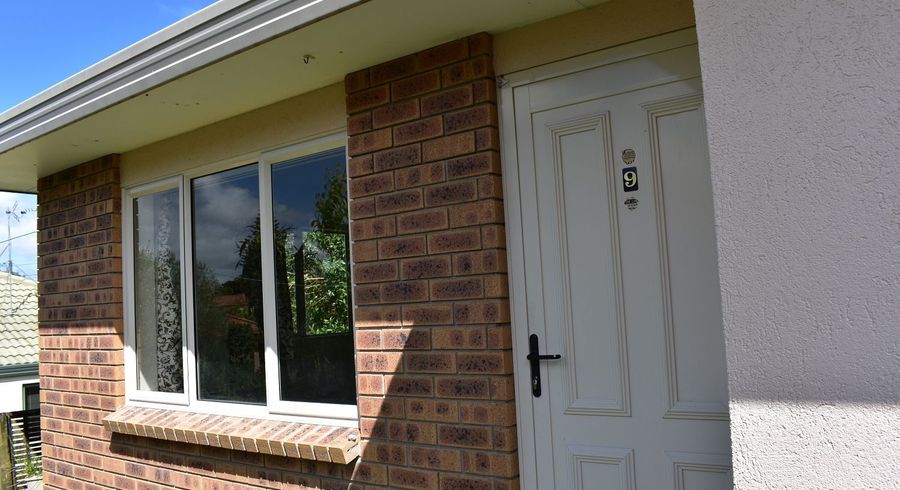  at 9/43 Fruitvale Road, New Lynn, Waitakere City, Auckland