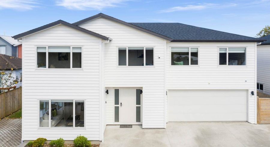  at 329 Bucklands Beach Road, Bucklands Beach, Manukau City, Auckland