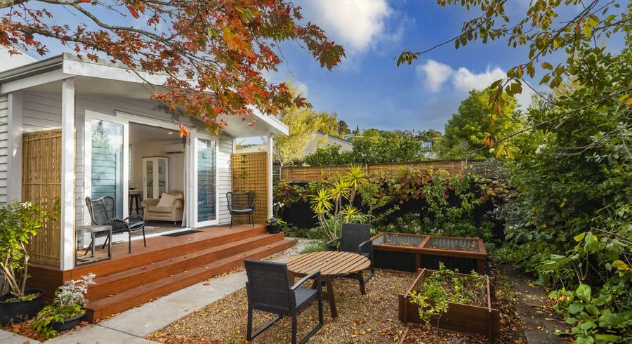  at 1 Woodbridge Road, Cashmere, Christchurch