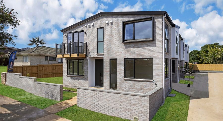  at Lots 1-4/3 Jillteresa Crescent, Half Moon Bay, Manukau City, Auckland