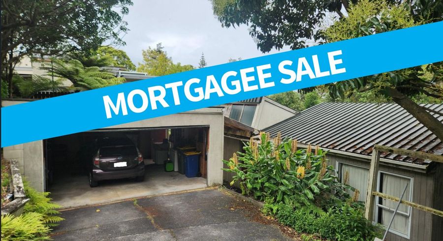 at 220 Golf Road, Titirangi, Waitakere City, Auckland