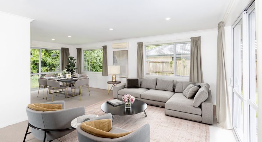 at 13 Oldfield Court, Huntington, Hamilton
