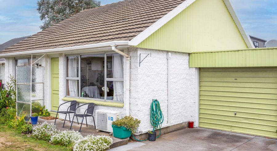  at 2/22 Clive Street, Phillipstown, Christchurch