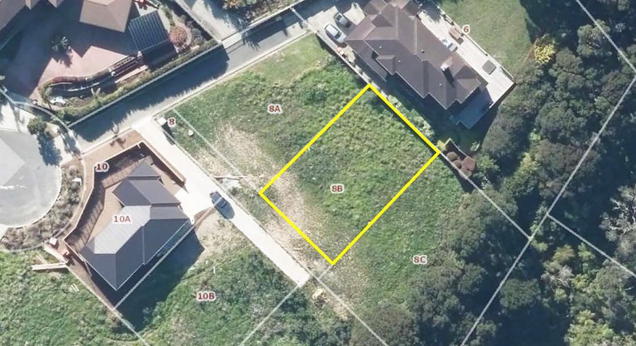  at 8B Albertine Place, Greenhithe, North Shore City, Auckland