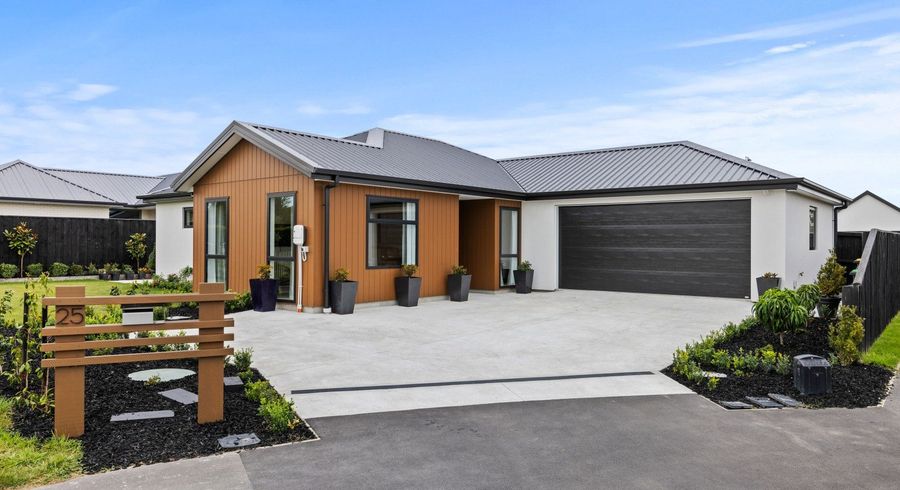 at 25 Millhaven Place, Casebrook, Christchurch City, Canterbury