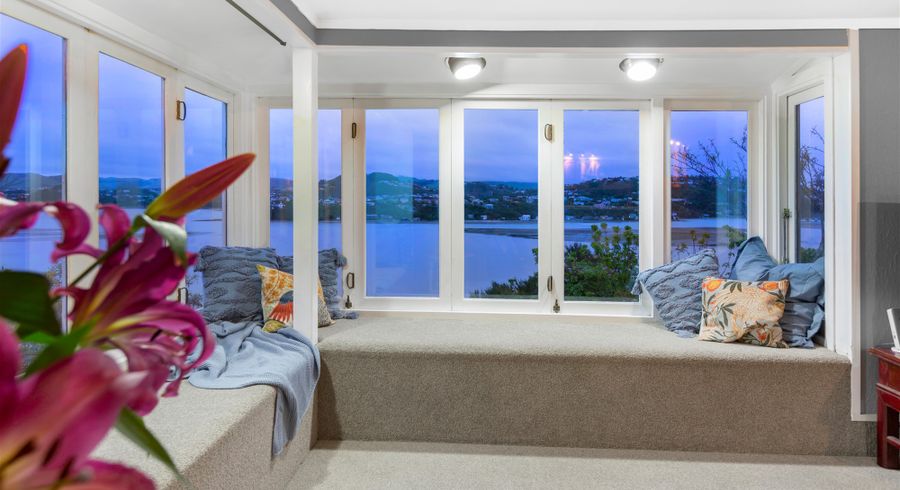  at 5/52 Penryn Drive, Mana, Porirua