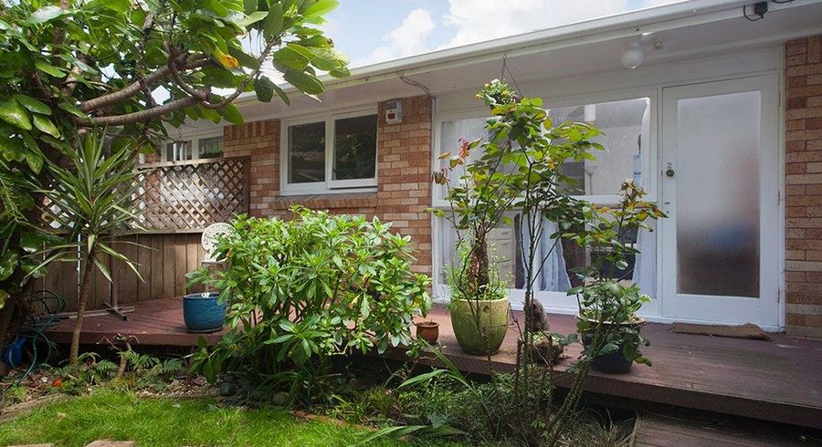  at 2/38 Kingsview Rd, Mount Eden, Auckland City, Auckland