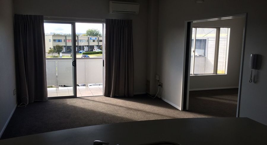  at 6/26 Lovell Court, Rosedale, North Shore City, Auckland