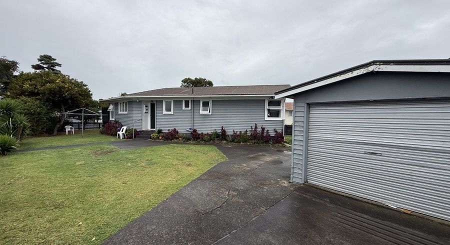 at 3  Chisholm Place, Mangere East, Manukau City, Auckland