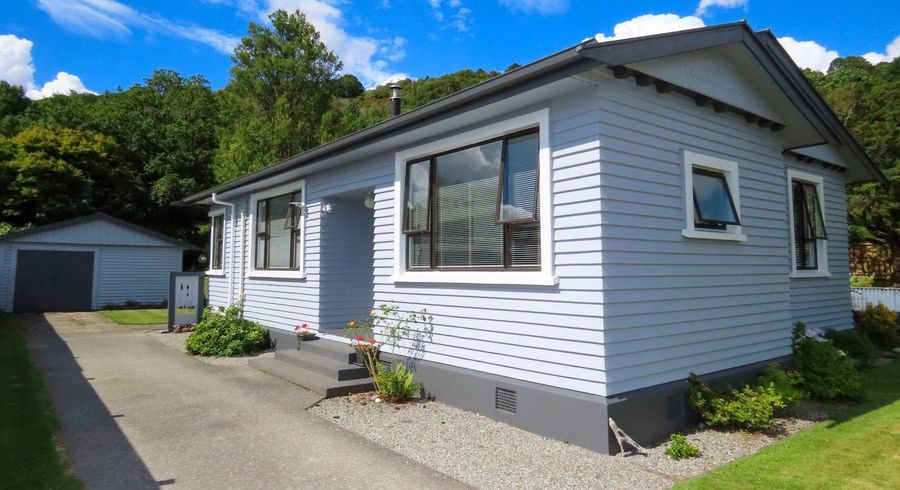  at 4 Munson Street, Reefton, Reefton