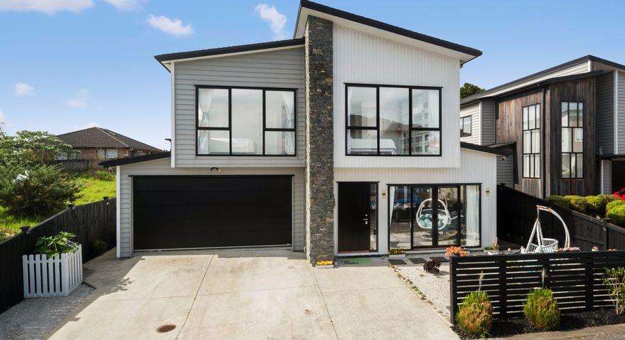  at 11  Merv Clarke Lane, Massey, Waitakere City, Auckland